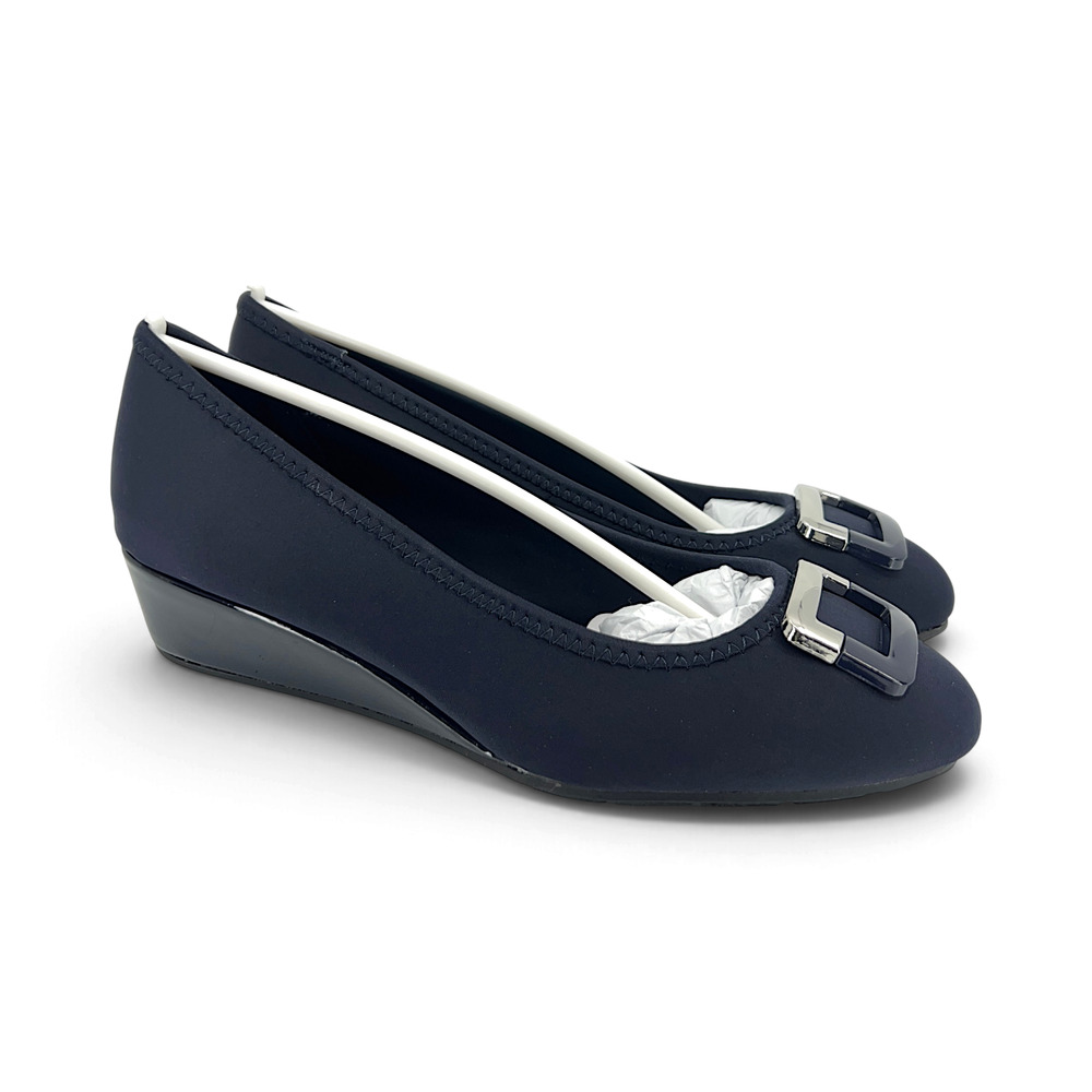 Bandolino Tad Wedge Pumps Women's 7 Wide Navy Stretch Fabric B-Flexible